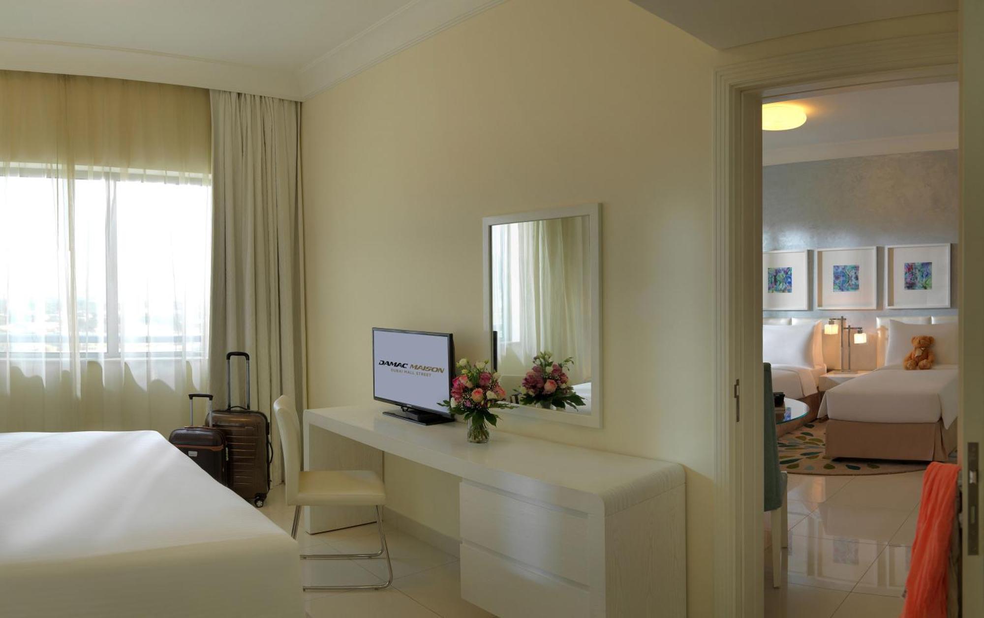 Two Bedroom City View with kitchenette and Private Balcony,1212296395:JPEG