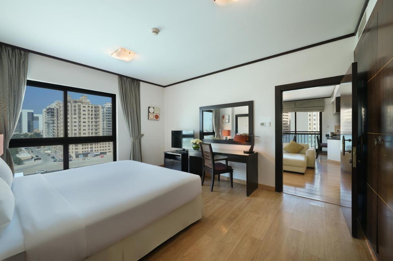 Suite mit einem Schlafzimmer mit Kingsize-Bett