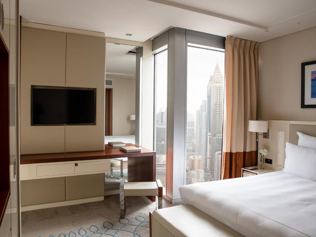 Junior Suite Skyline-Blick und direktem Zugang zum Museum of The Future, kostenlosen Frühstück, Nachmittagstee nach Art des Hauses, abendlichen Sundownern, alkoholfreien Erfrischungsgetränken und Häppchen