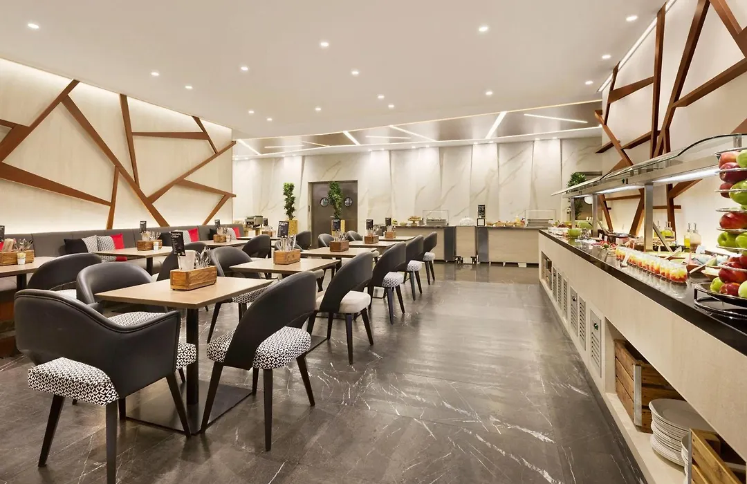 Tryp By Wyndham Dubai-1