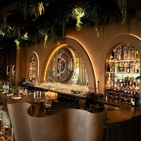 Renaissance Business Bay Hotel, Dubai-3
